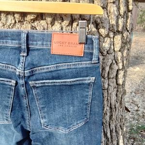⬇️ Price Drop!⬇️Lucky Brand Ankle jean in size 0